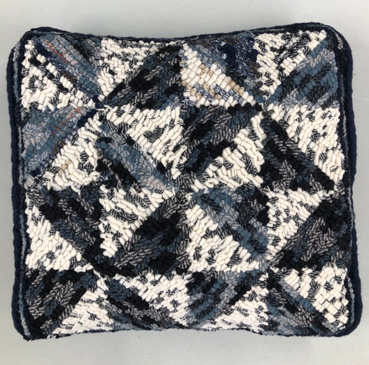 Pillow- Pinwheel, Navy blue & white - Green Mountain Hooked Rugs