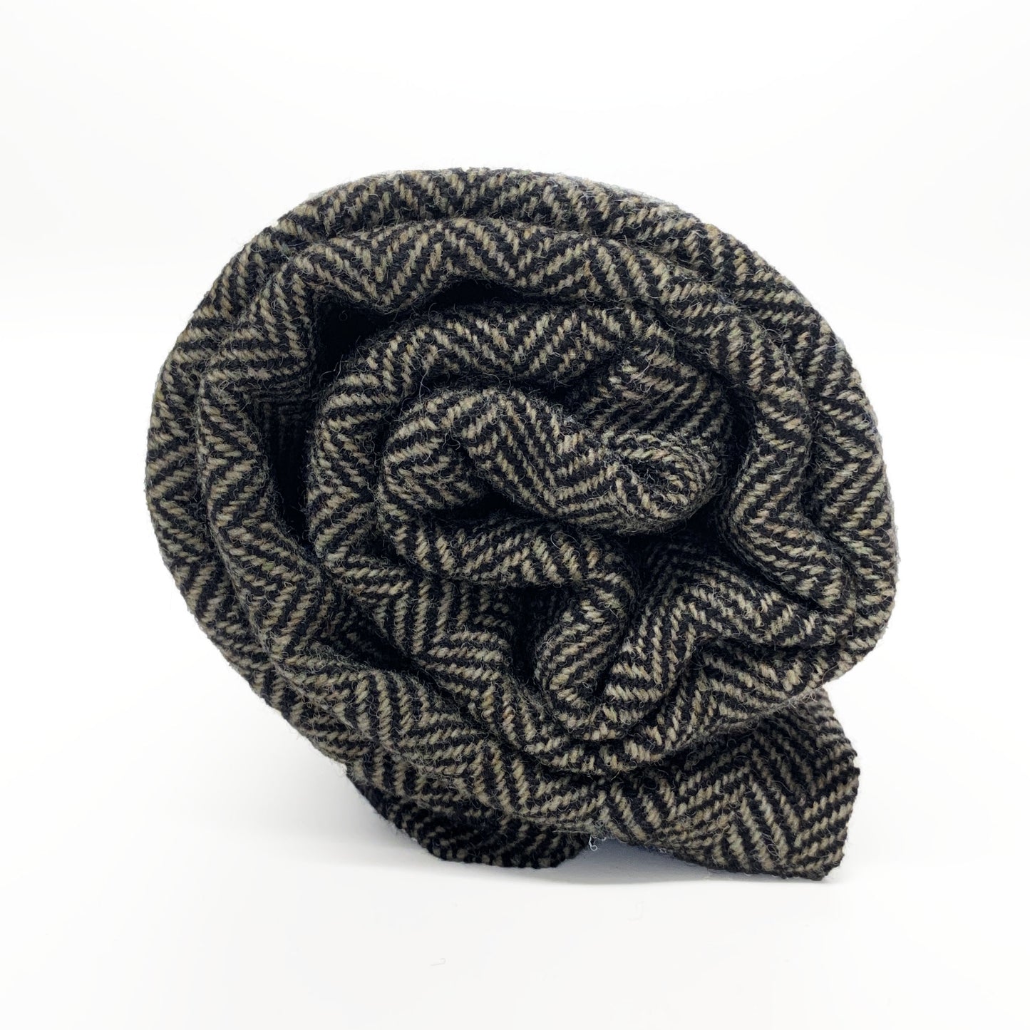 Charcoal Herringbone - Rug Hooking Supplies