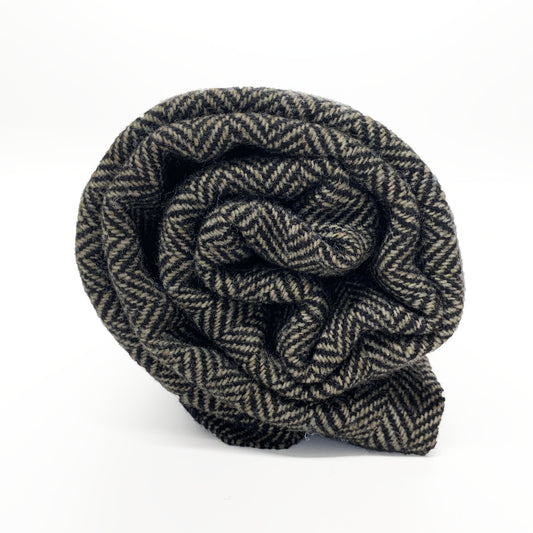 Charcoal Herringbone - Rug Hooking Supplies
