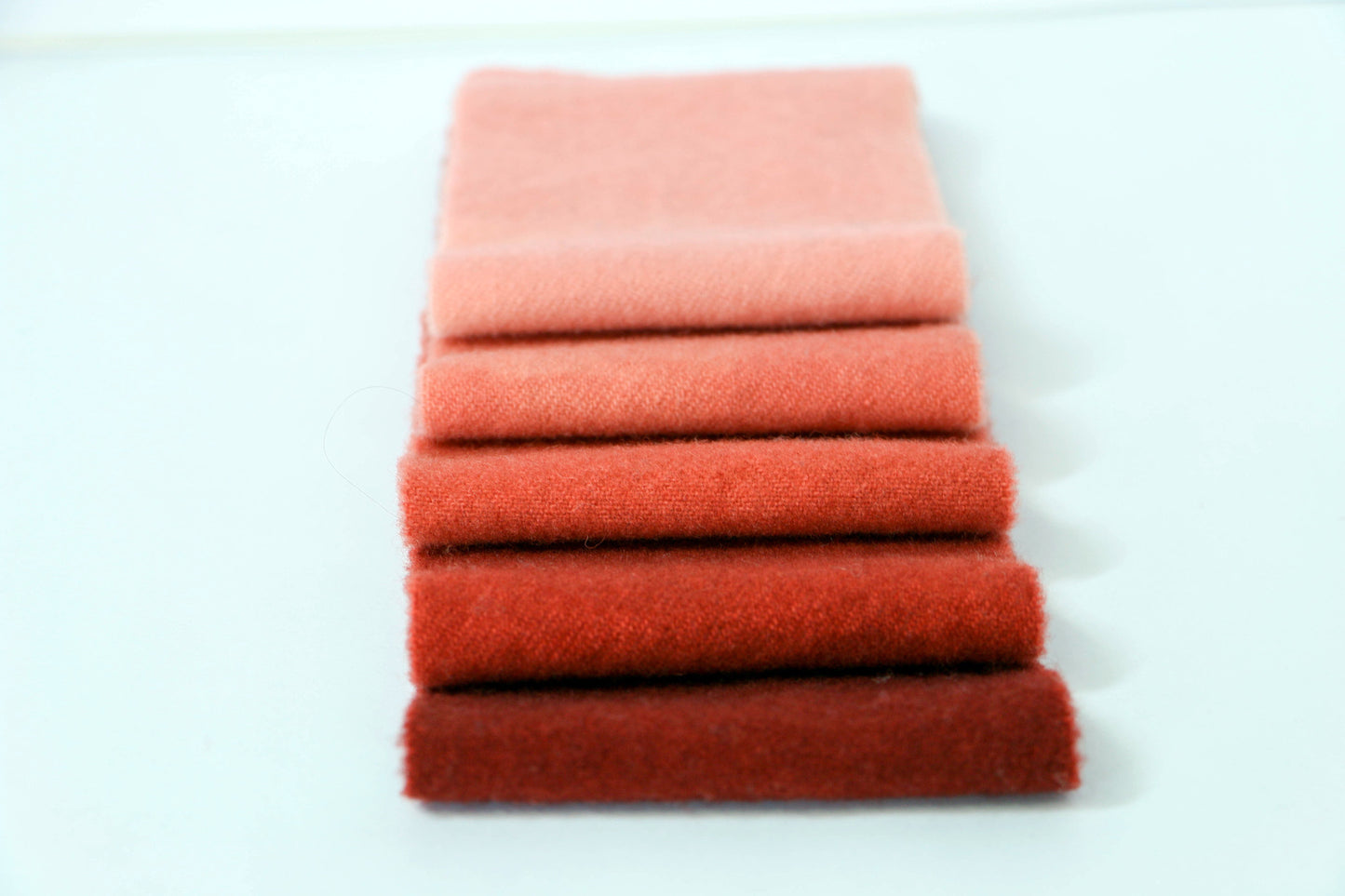 Green Mountain - NA-36 - Pink Dogwood - Rug Hooking Supplies