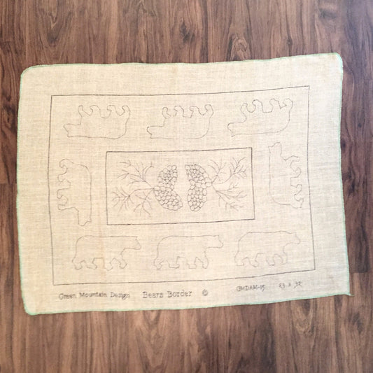 Green Mountain Design - Bears Border - Rug Hooking Supplies