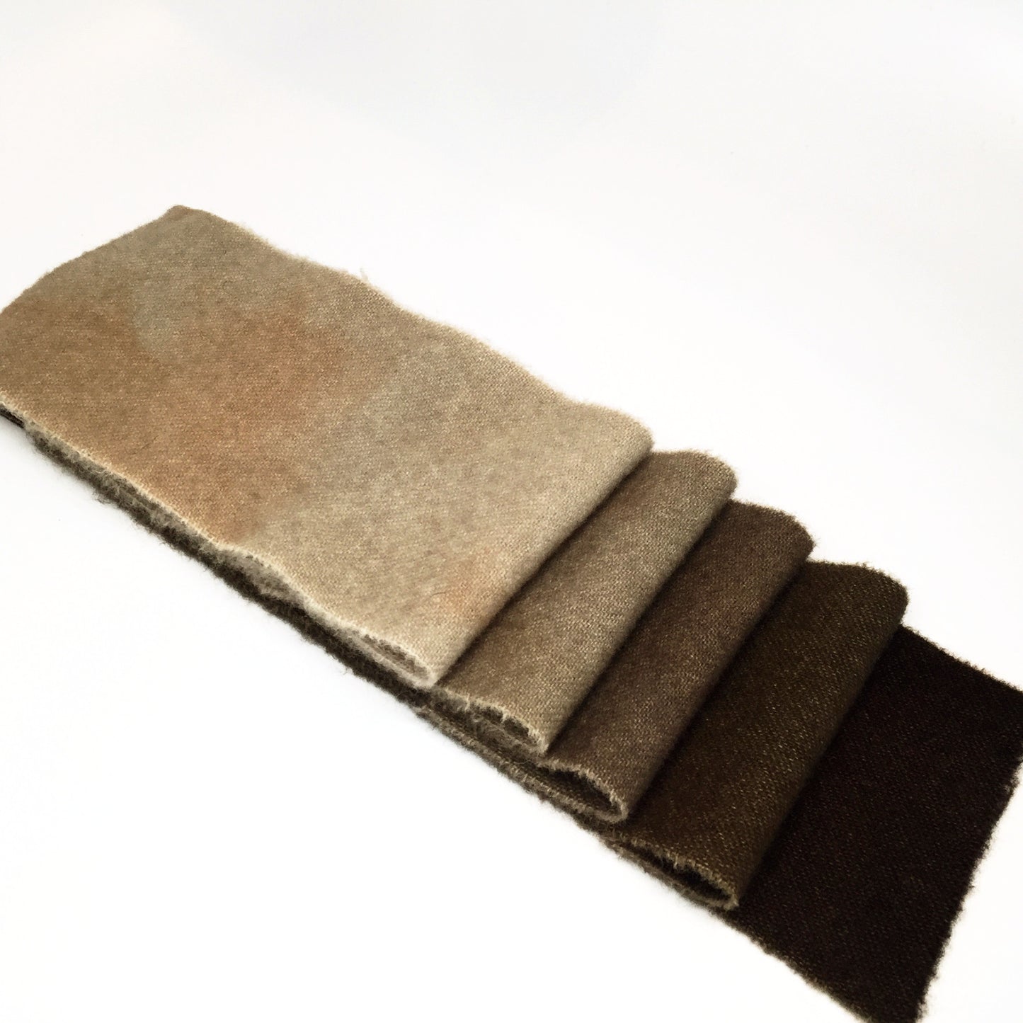 Green Mountain - G-47 - Mossy Brown - Rug Hooking Supplies