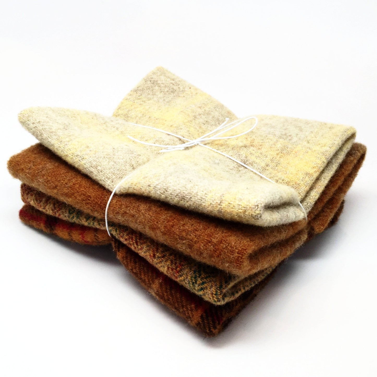 Packet - Golden Arches - Rug Hooking Supplies