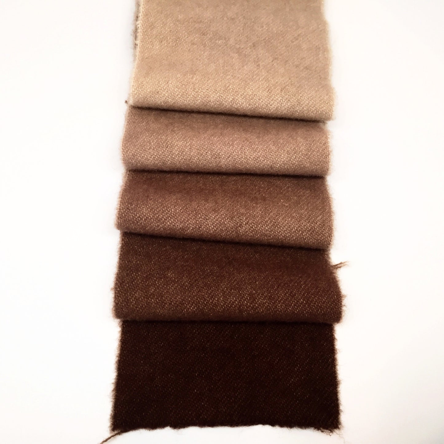 Green Mountain - G-46 - Chestnut - Rug Hooking Supplies