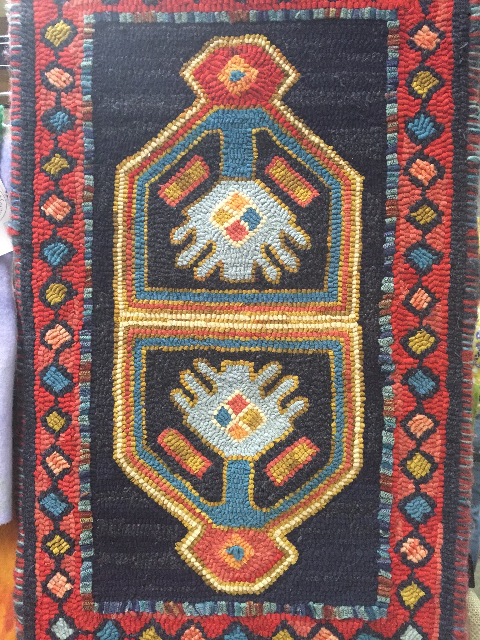 Green Mountain Design - Hamadan Mat - 15x26 - Rug Hooking Supplies