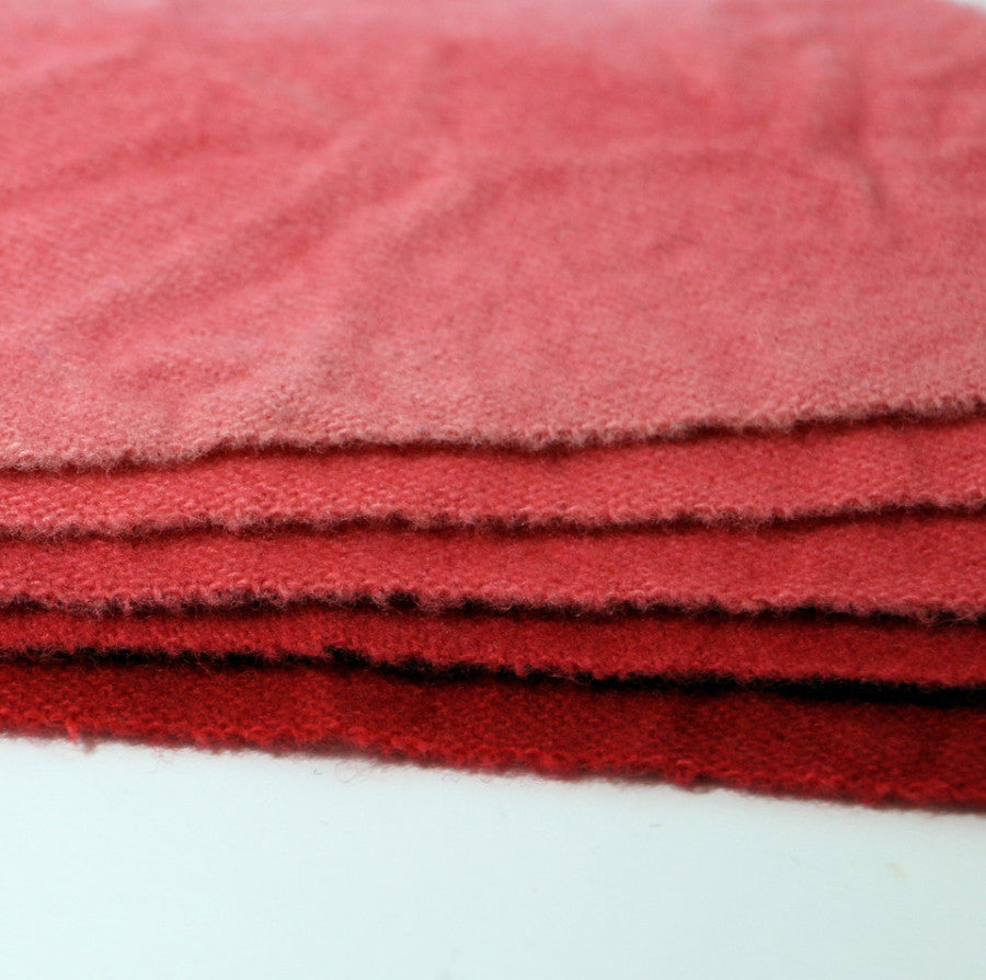 Jacobean - 18 - Bright Red Accent - Rug Hooking Supplies