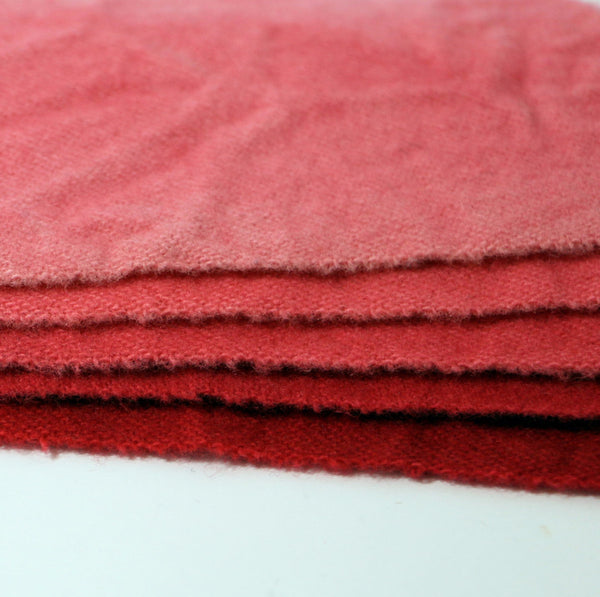 Jacobean - 18 - Bright Red Accent - Rug Hooking Supplies