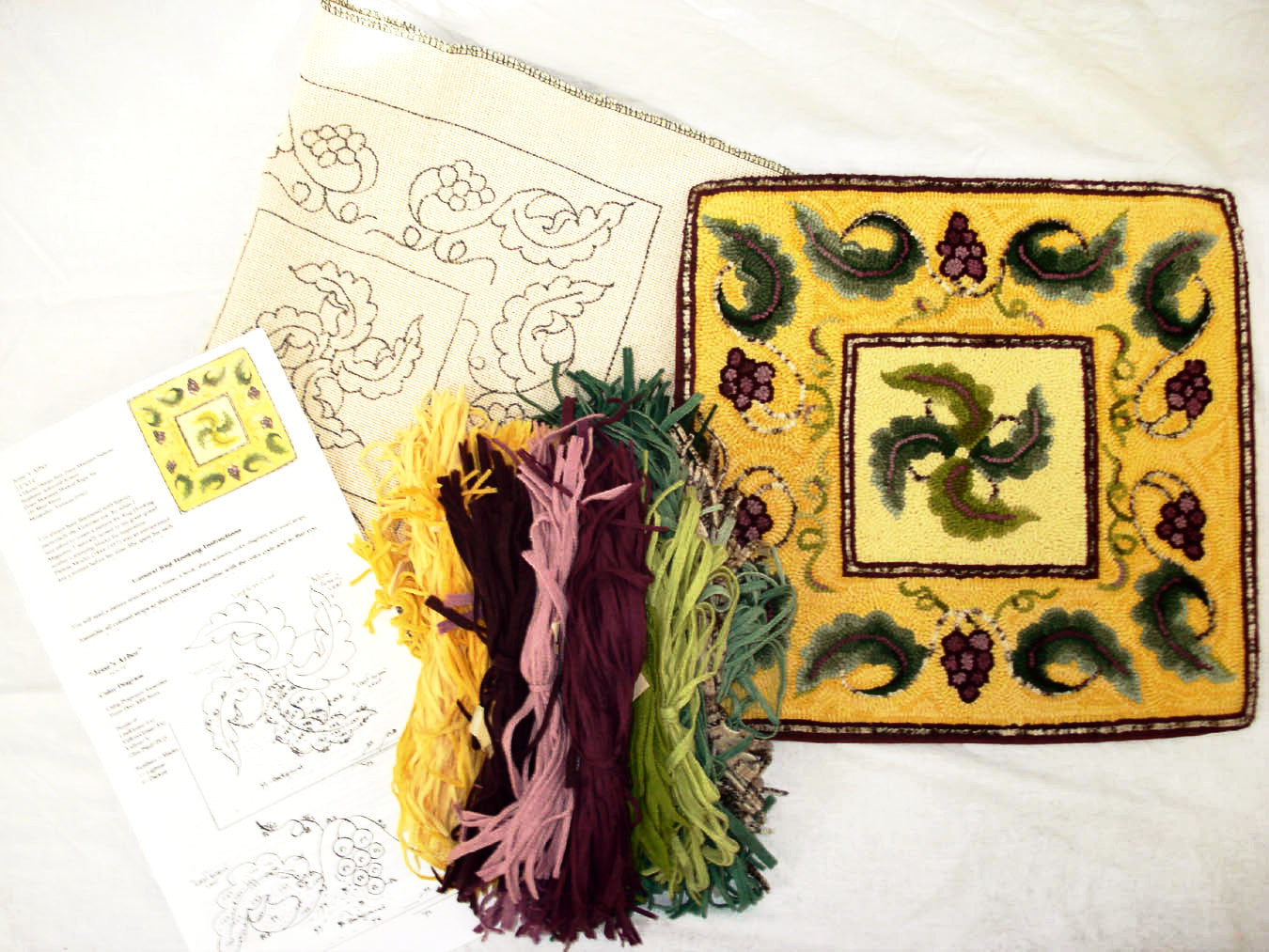 Kit - Jesse's Arbor - Rug Hooking Supplies