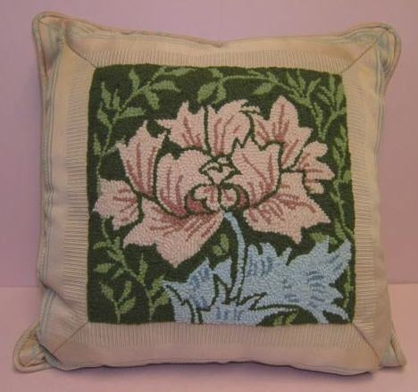 DiFranza Designs - Morris Mum Tile - Rug Hooking Supplies