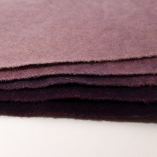 Perfection - Plum - Rug Hooking Supplies