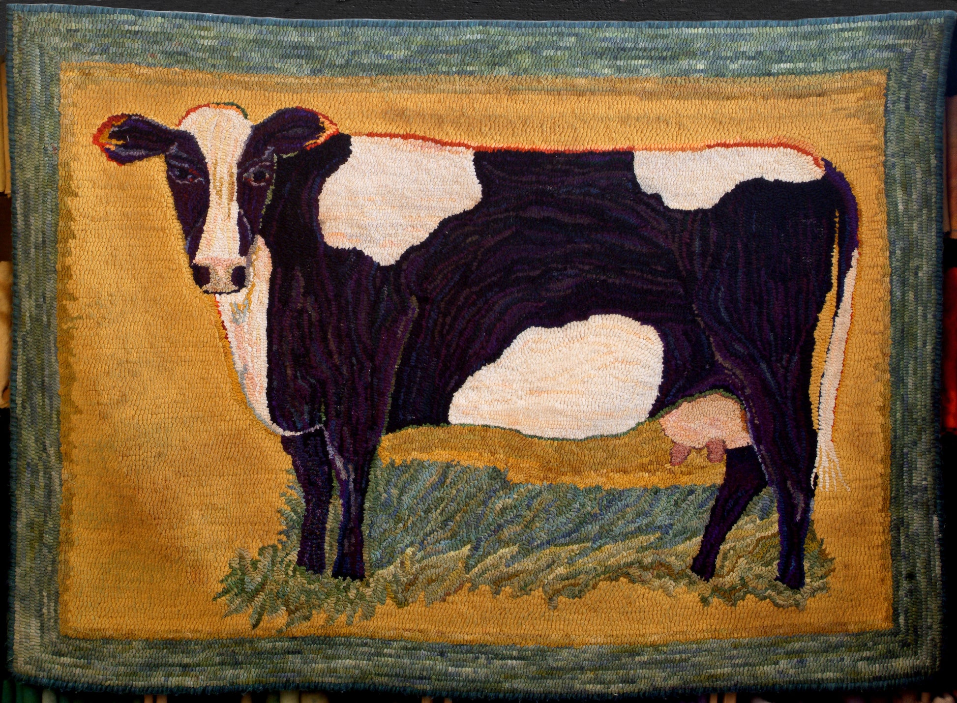 Vermont Cow - 30.5 x 42 - Rug Hooking Supplies